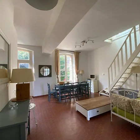 En Duplex A 50m Des Falaises Sud De Villa *
